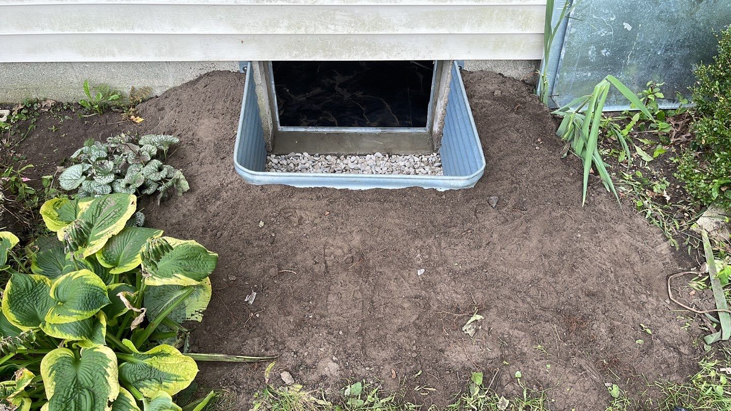 Crawl Space Structural Carpentry: Floor Joist, Beams, & Supports by Toledo Basement Repair 