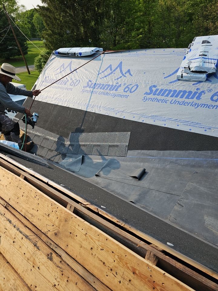 ATLAS PINNACLE COLOR: PEWTER by Eagle Eye Roofing