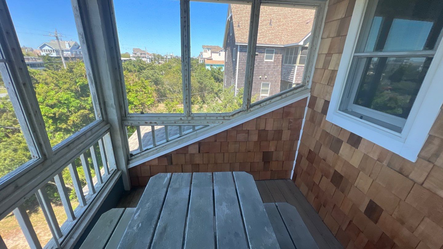 Carolina Clipper Full Exterior Project by Gallop Roofing & Remodeling, Inc.