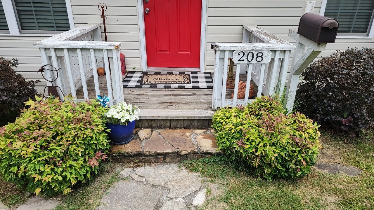 House Wash using cleaner by Power Wash Masters LLC