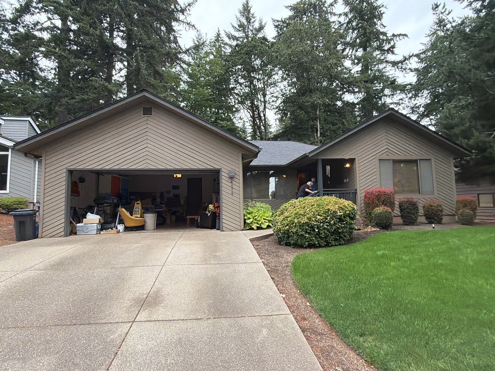 House Exterior Painting by Handyman State LLC