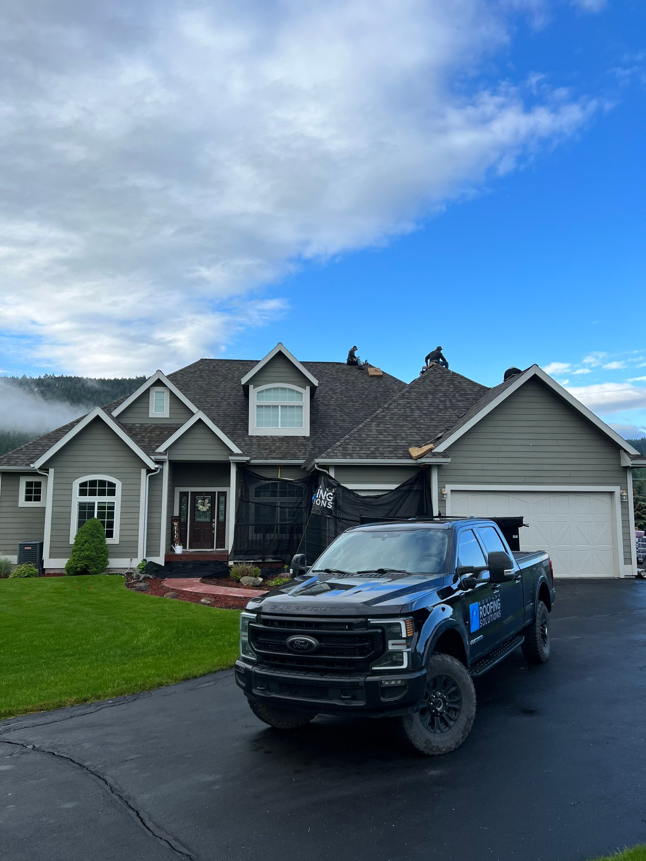 GAF Timberline HDZ - Weathered Wood by Montana Roofing Solutions
