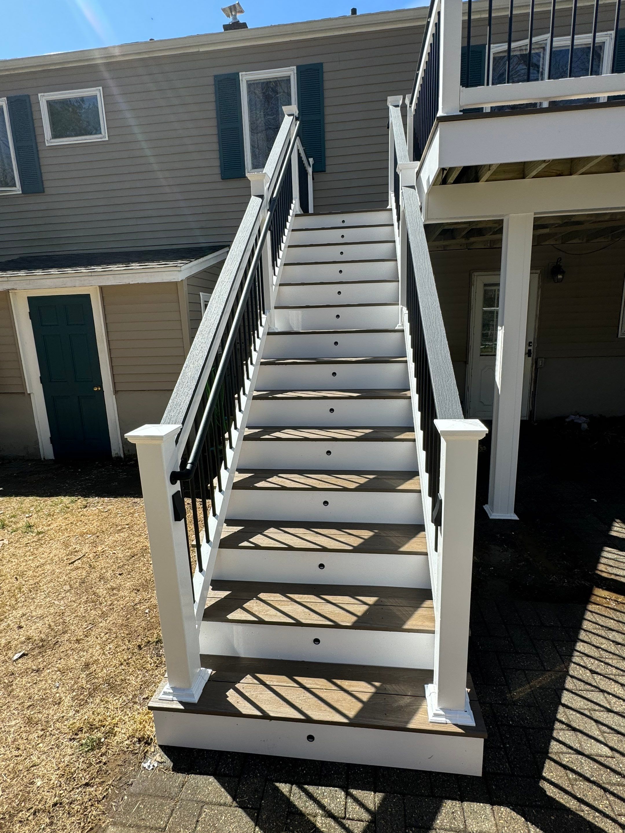 New deck in Middletown  by deck guardian