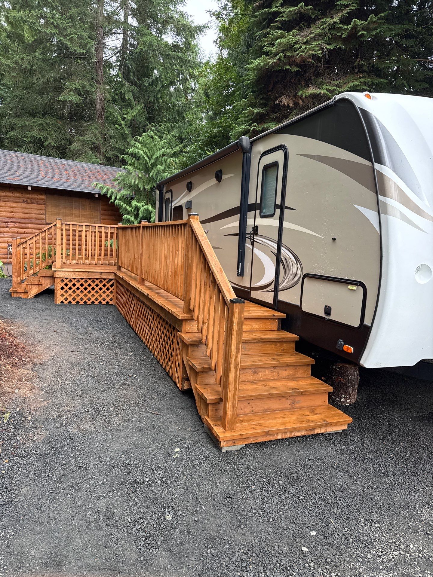 Project in Belfair, Washington by Expedeck
