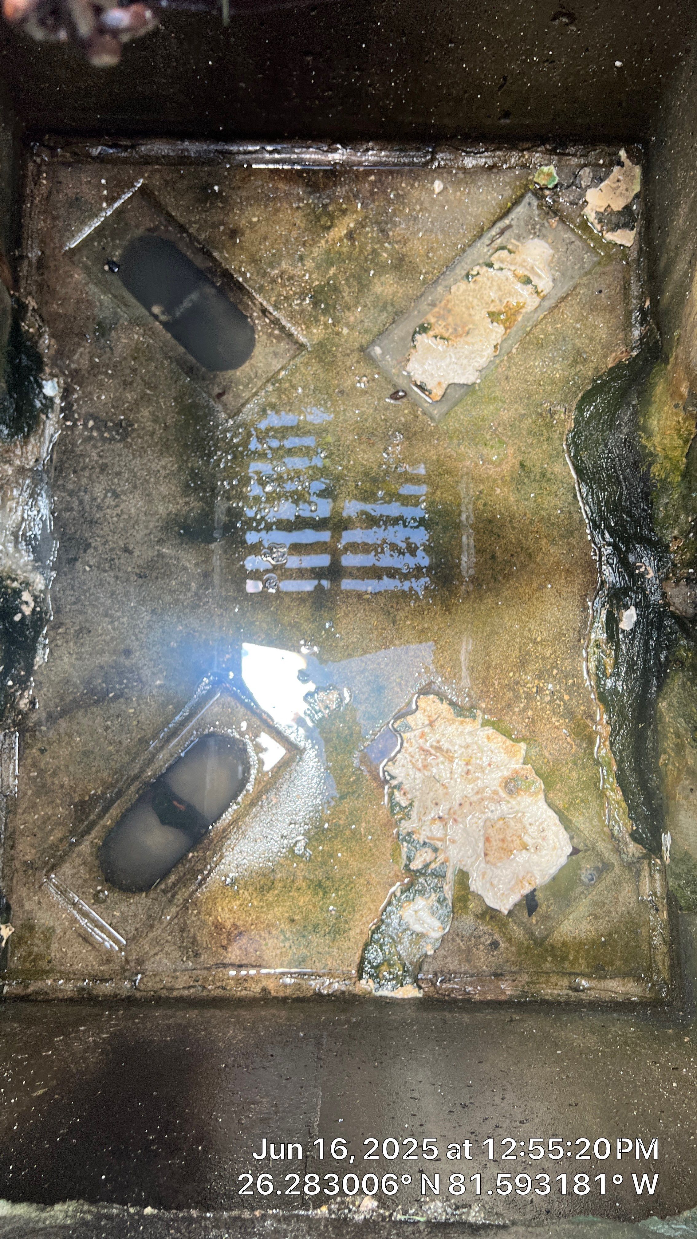Naples Association Stormwater System Cleaning by APS Power & Water