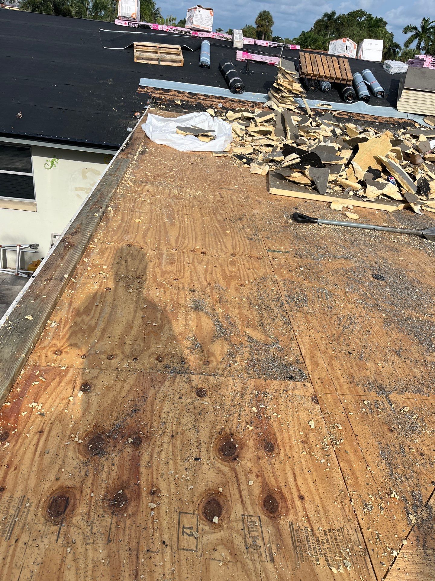 Project in St. Petersburg 33711 by Mitchell Roofing Company LLC 