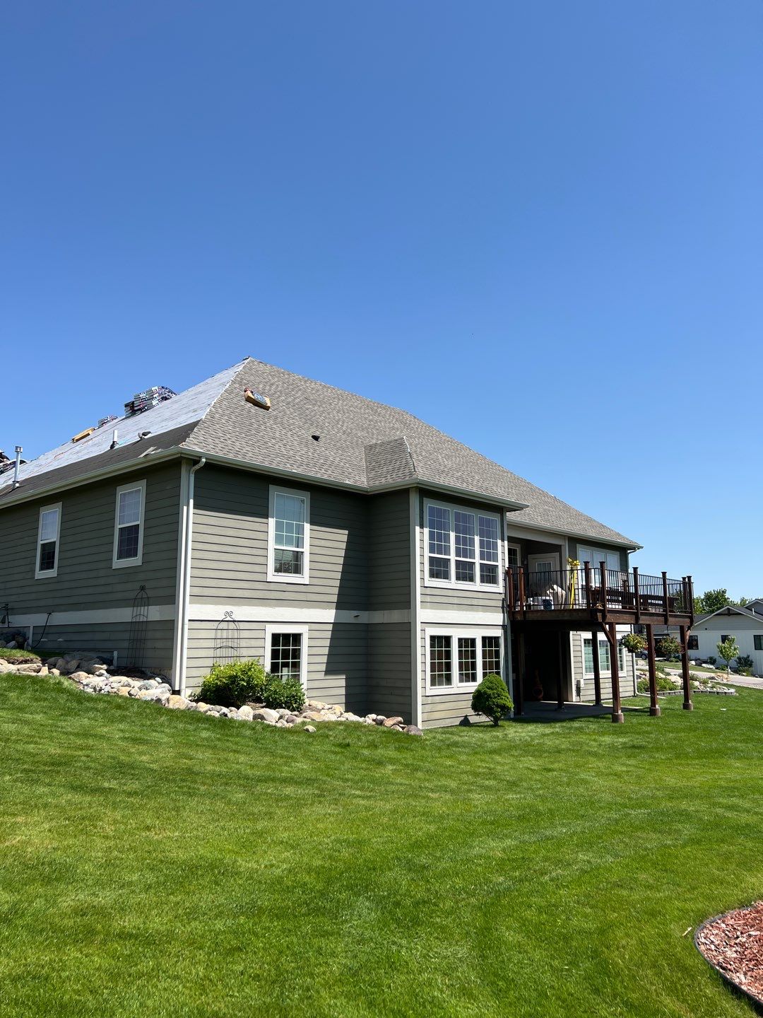 GAF Timberline HDZ - Weathered Wood by Montana Roofing Solutions