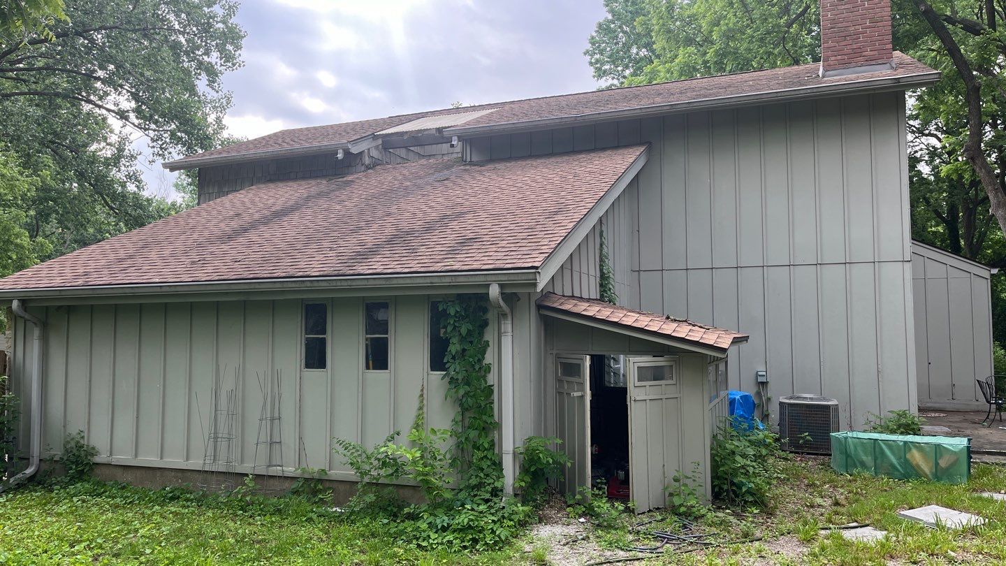 BYE BYE Wood Shakes by EEC Windows, Siding & Roofing