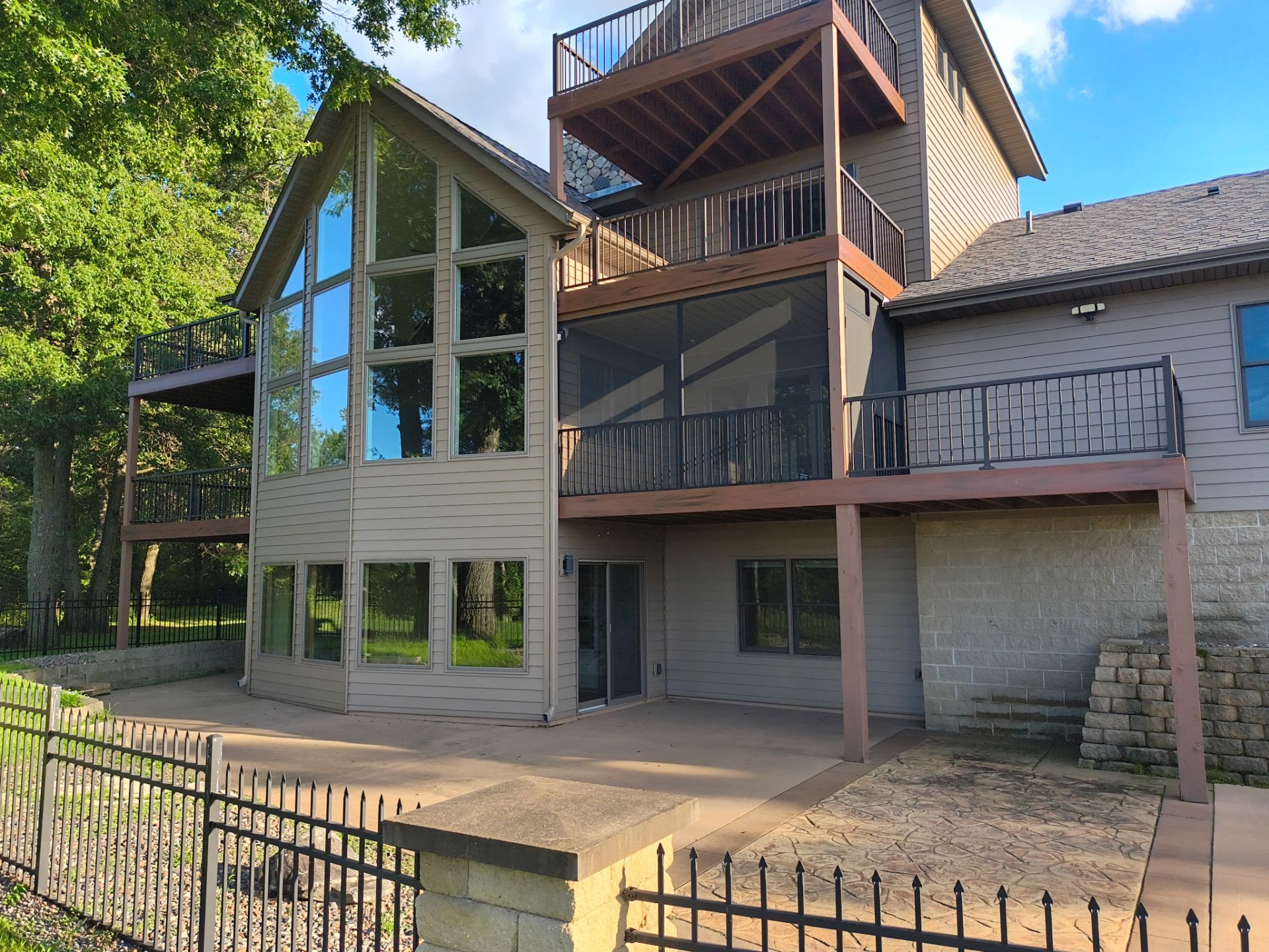 5-Inch Seamless Gutter Installation – Clearwater, MN by Next Level Seamless Gutters / Exteriors Inc.