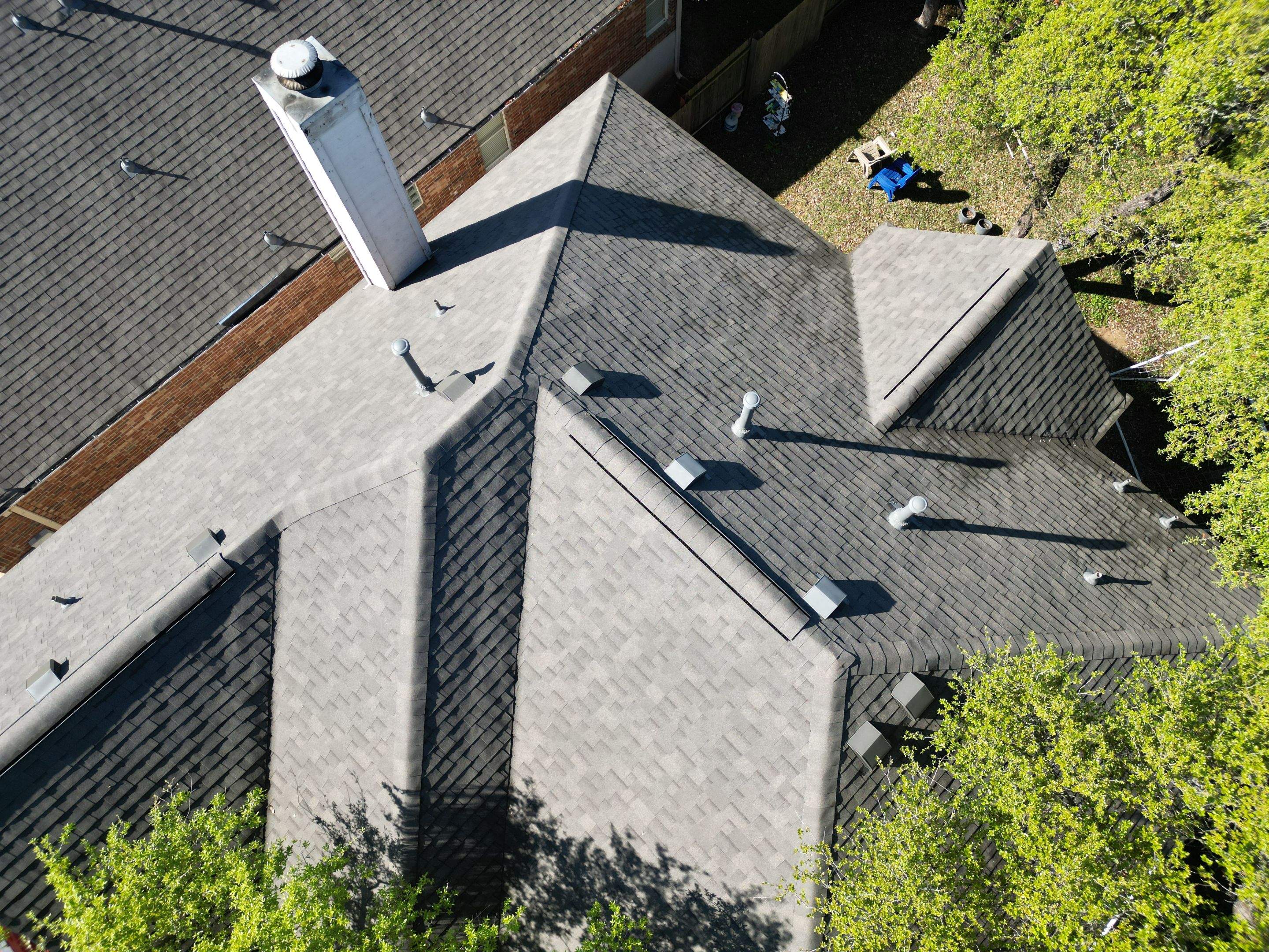 Weathered Wood - Malarkey Highlander by RoofsOnly.com