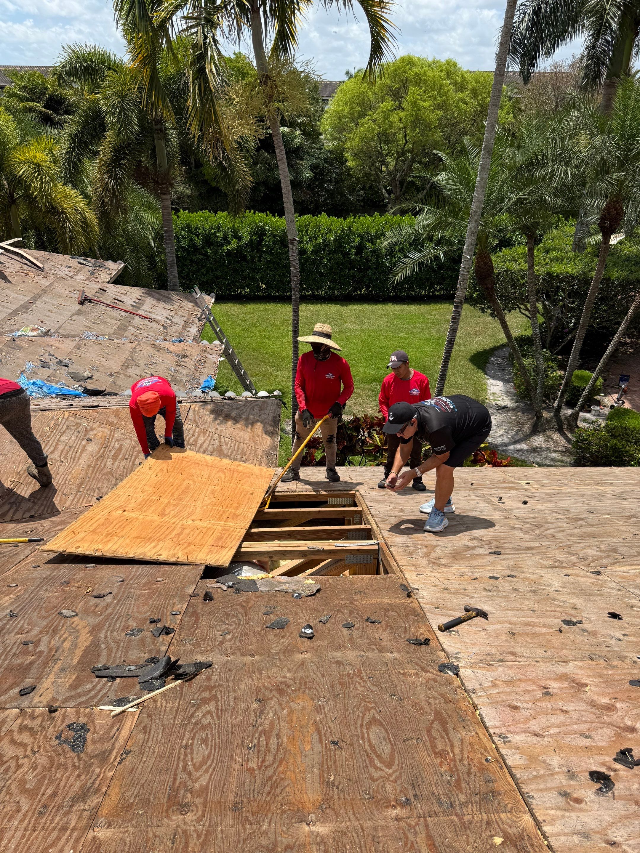 Metal Roof in Davie by Roofing Recovery