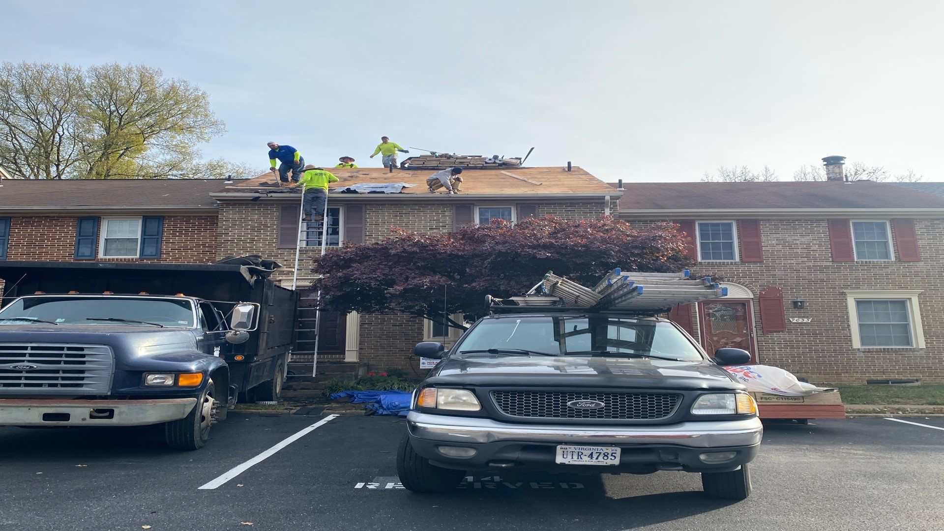 Springfield: Residential Roof Replacement with CertainTeed Landmark Pro in Max Def Burnt Sienna by RM Banning, Inc.