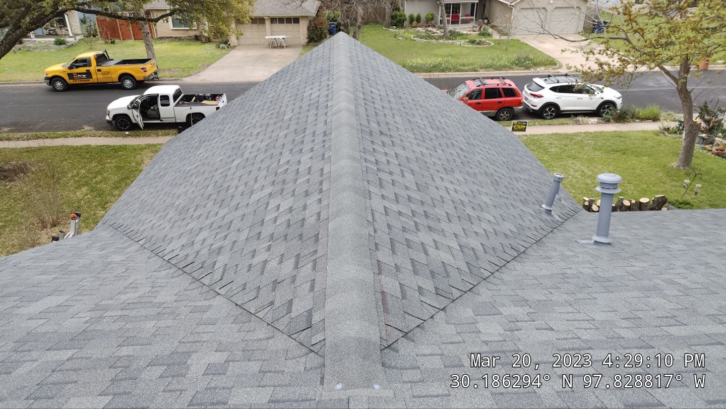 Residential Roofing Installation Owens Corning Oakridge Estate Grey by DeZign Roofing & Exteriors