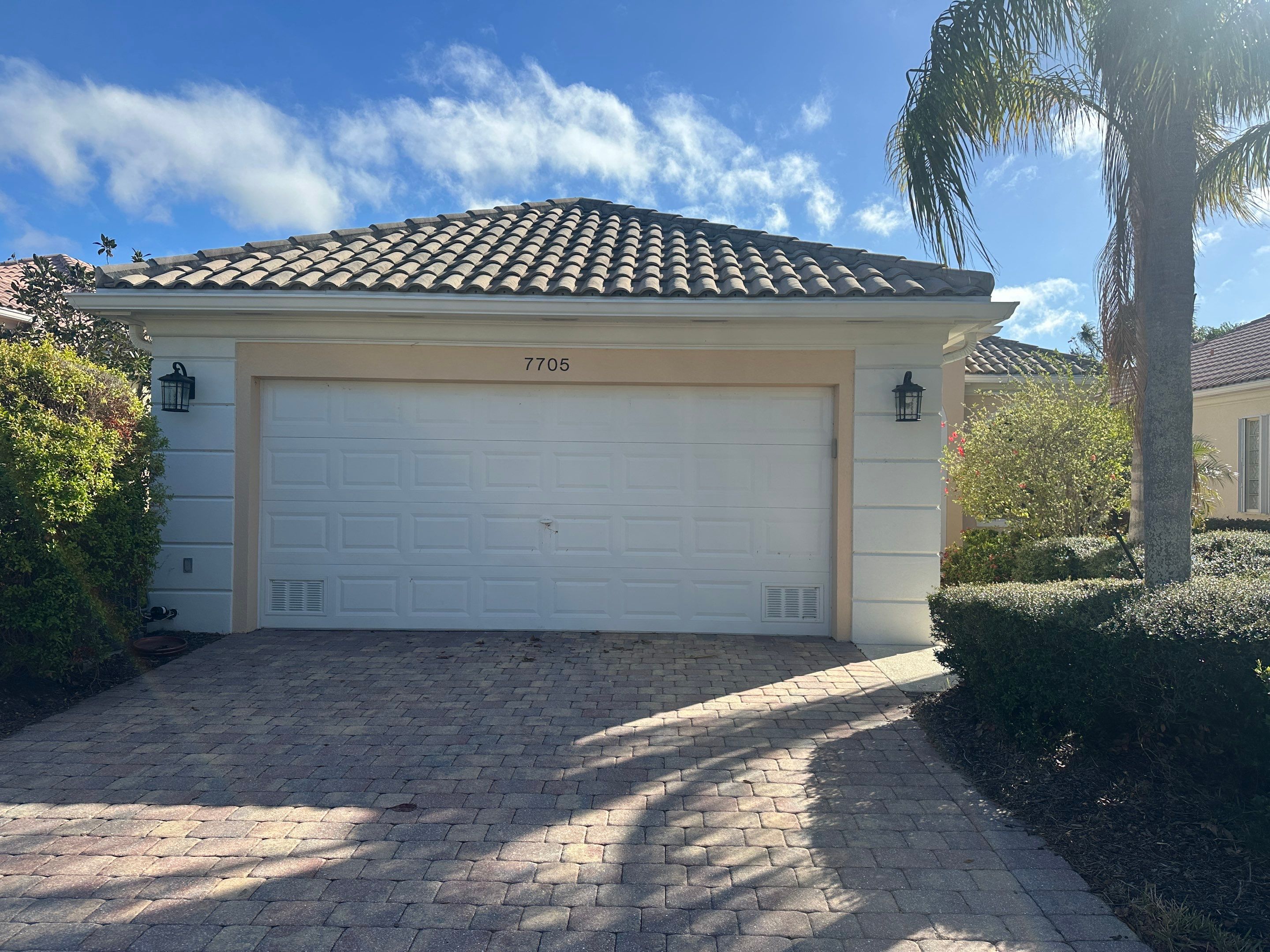 Roof Damage Claim in Sarasota by FLAPA & KeyStone
