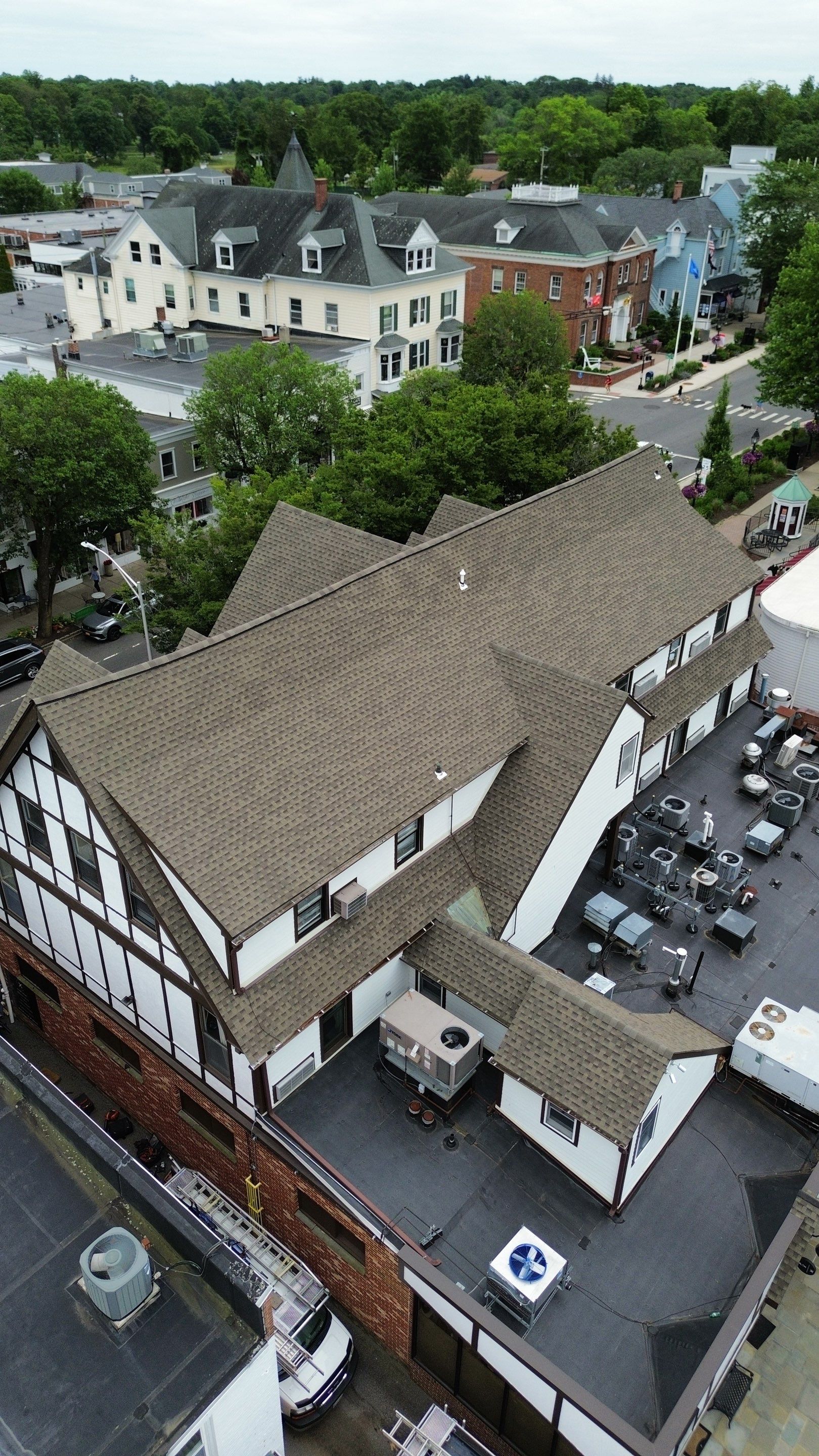 Lecla Home Improvements & Roofing, Inc. featured photo.