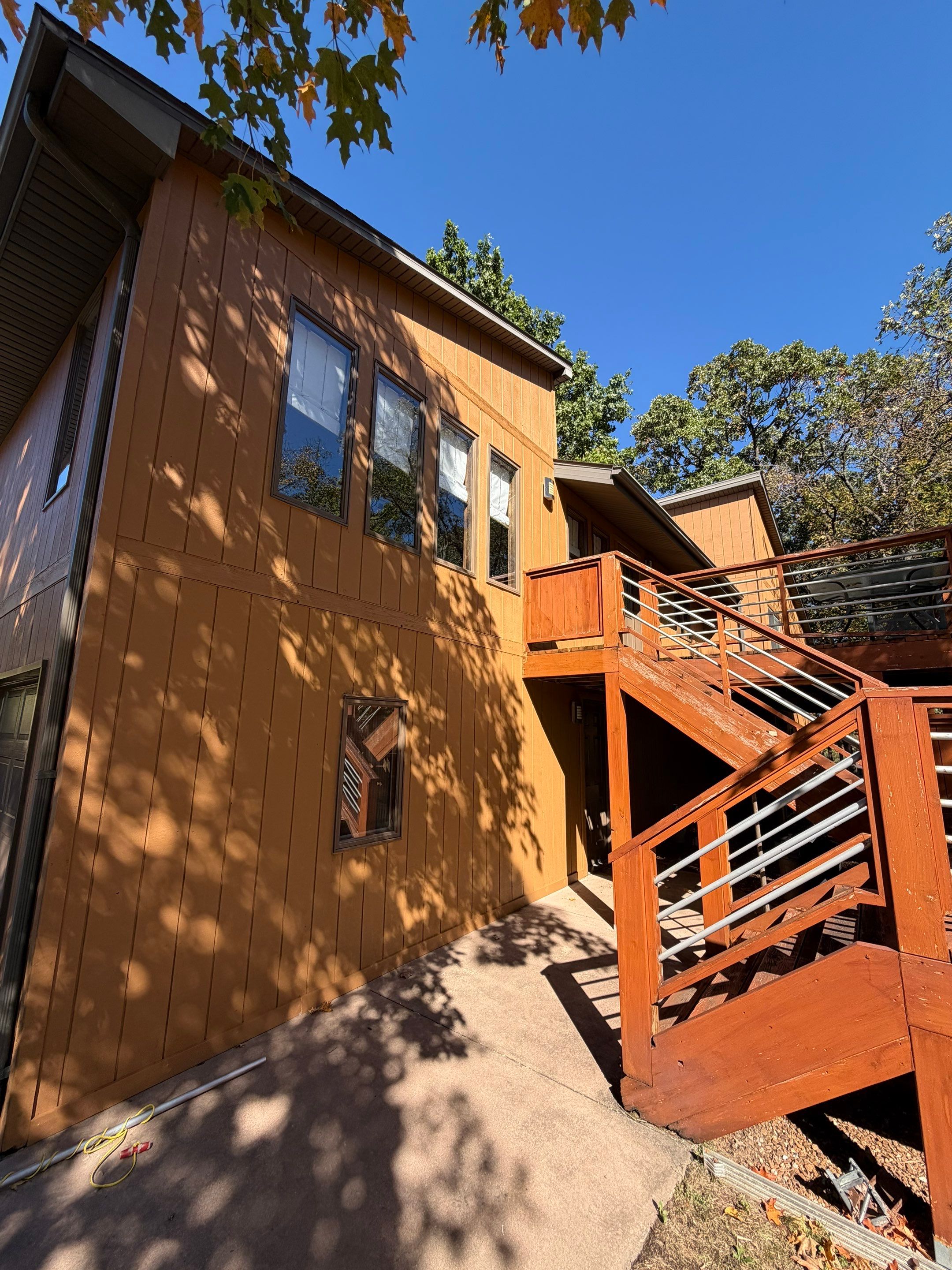 Wood Siding Staining off Eastland Dr by Pezley Painting