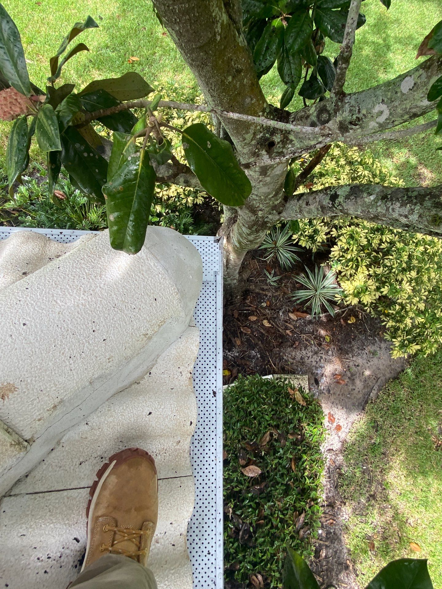 Leaf Guard using Gutter Guards for Florida Home by Gutter Professors