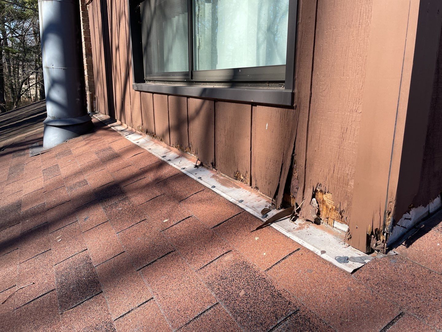 Reston CertainTeed Landmark Resawn Shake New Roof Installation & Siding/Trim Repairs by RM Banning, Inc.