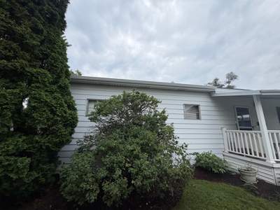Turtle Shell gutter protection installation in Elgin, IL 60123, photograph 12