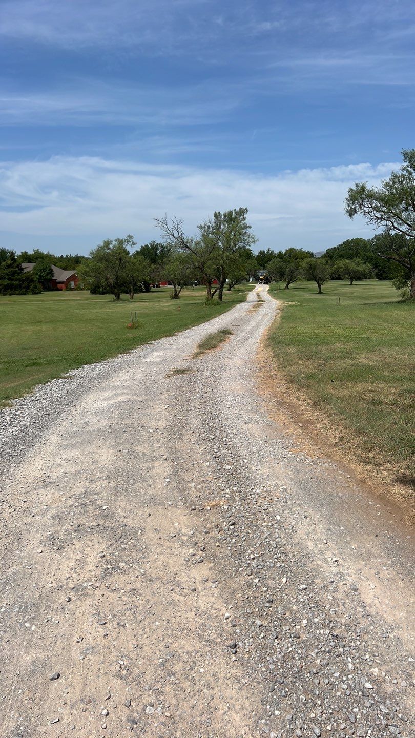 1000' Drive and Patio using Concrete by Clays Services Inc