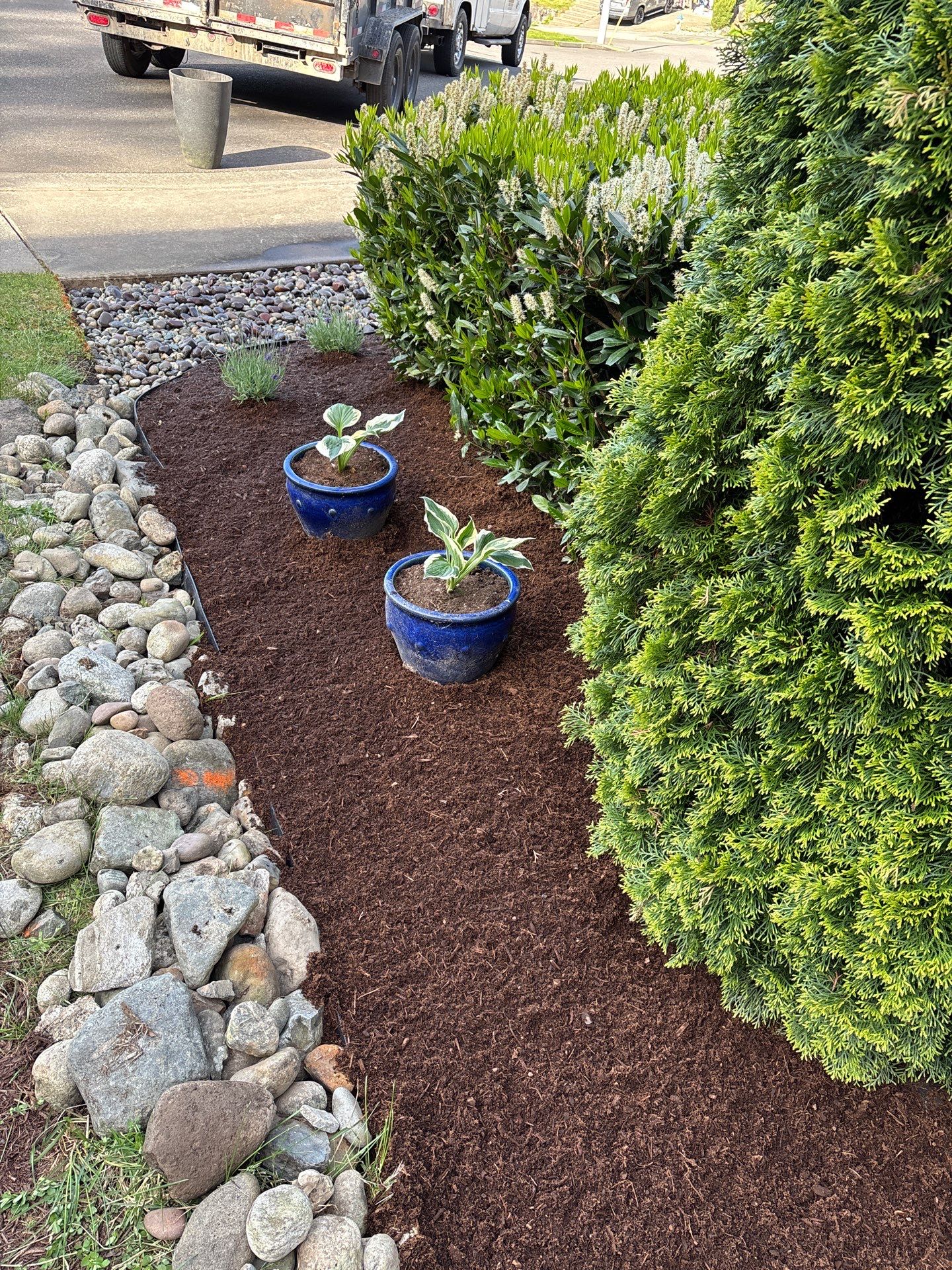 Front Yard Landscaping Makeover | Snohomish  by Jireh Asphalt & Concrete Inc 