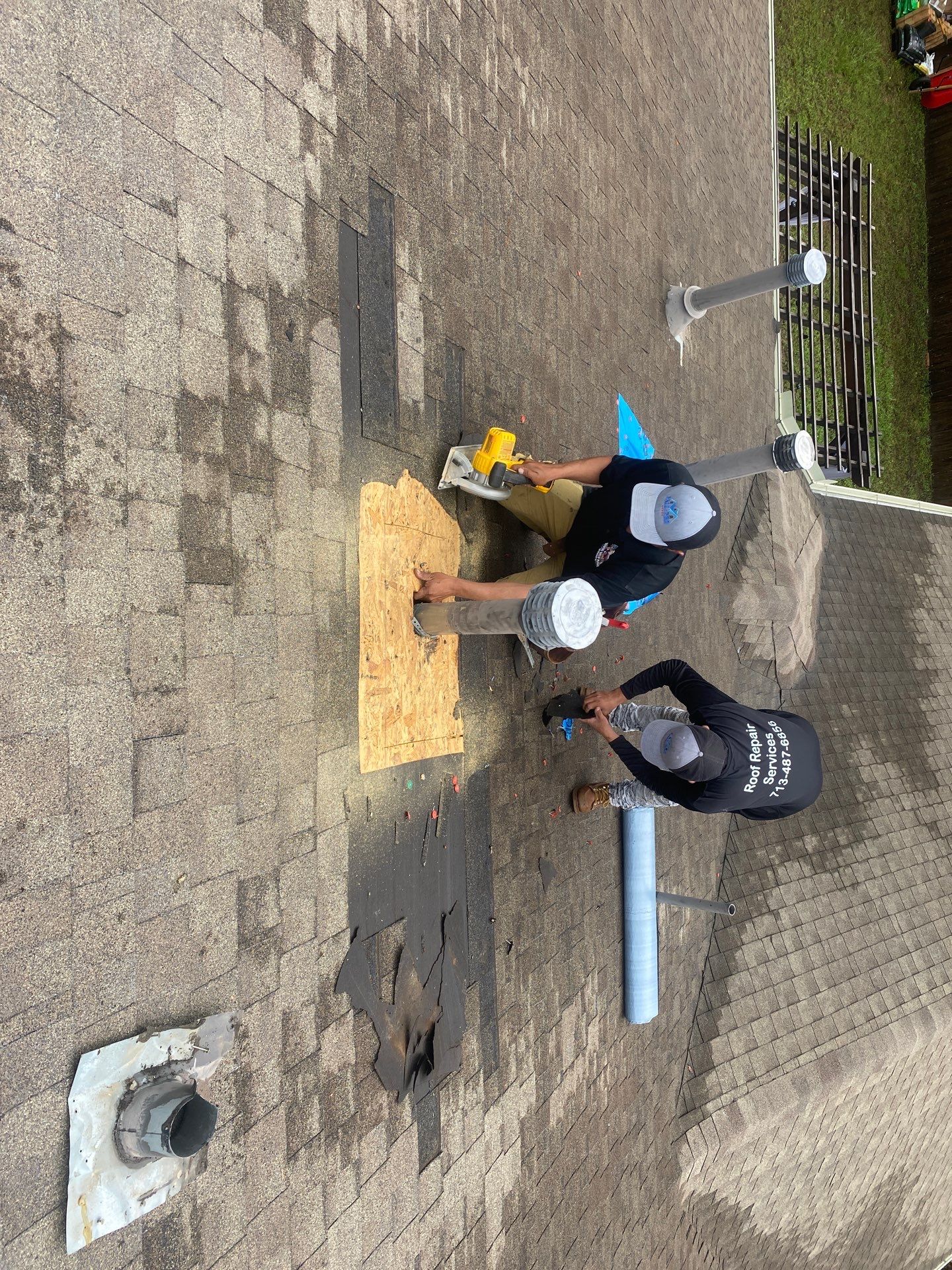 Hail Damage using Owen's Corning Duration (Lifetime) Shingles by Roof Repair Company