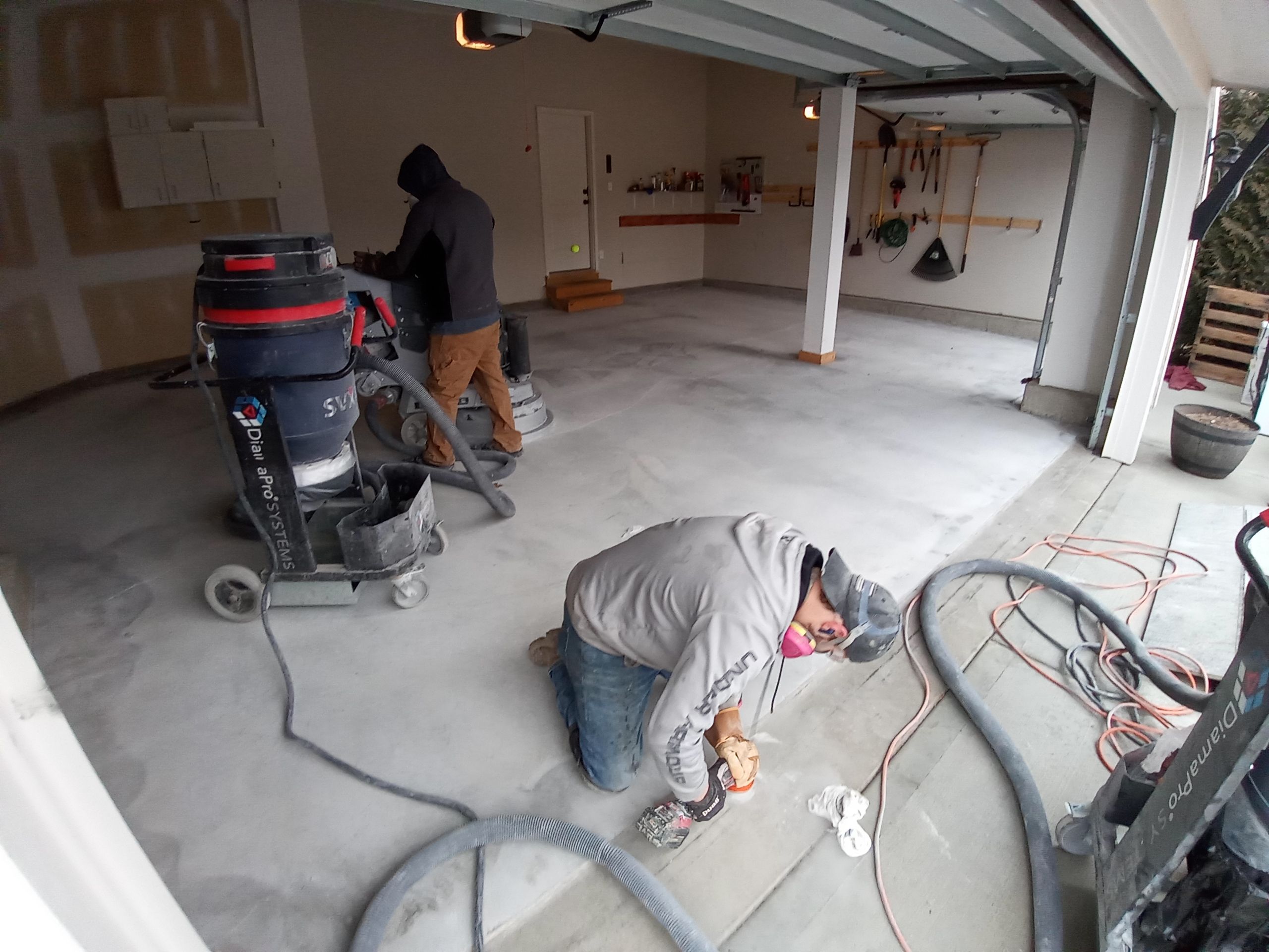 Garage using Silver Creek by Select Painting, Coatings & Garage Cabinets