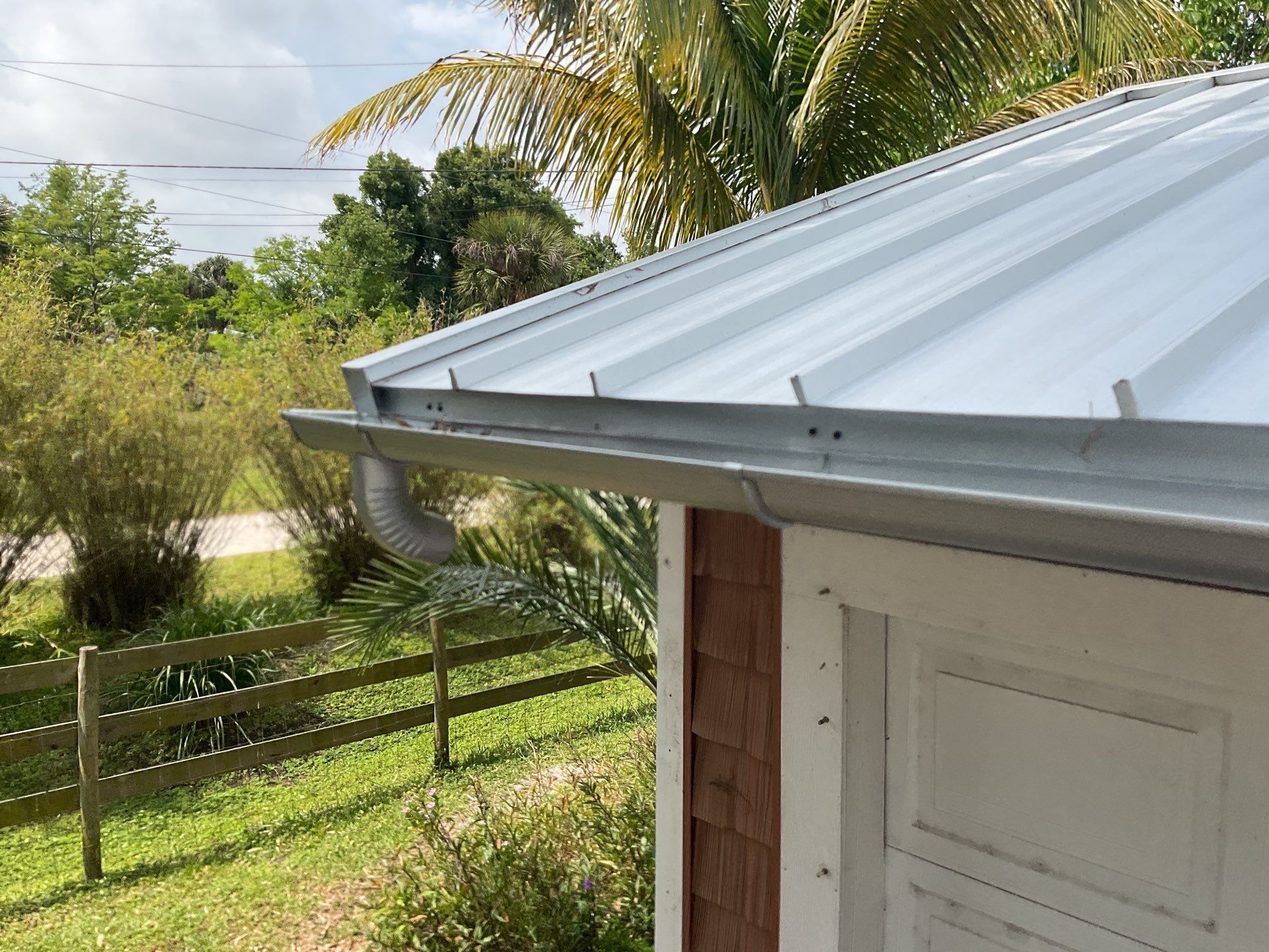 Half-Round Aluminum Gutters in North Fort Myers FL by Gutter Professors