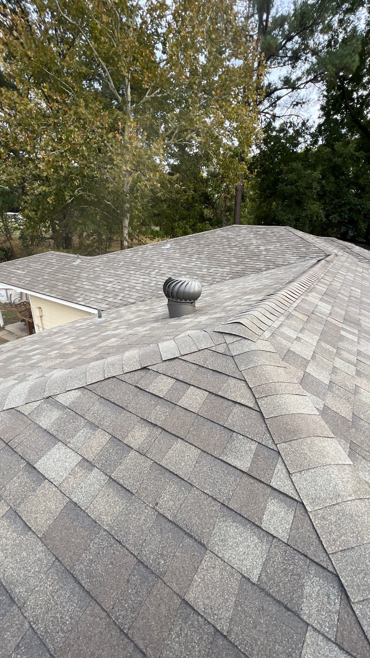 Owens Corning Oakridge Shingle - Color - Driftwood by deleted_company_780284