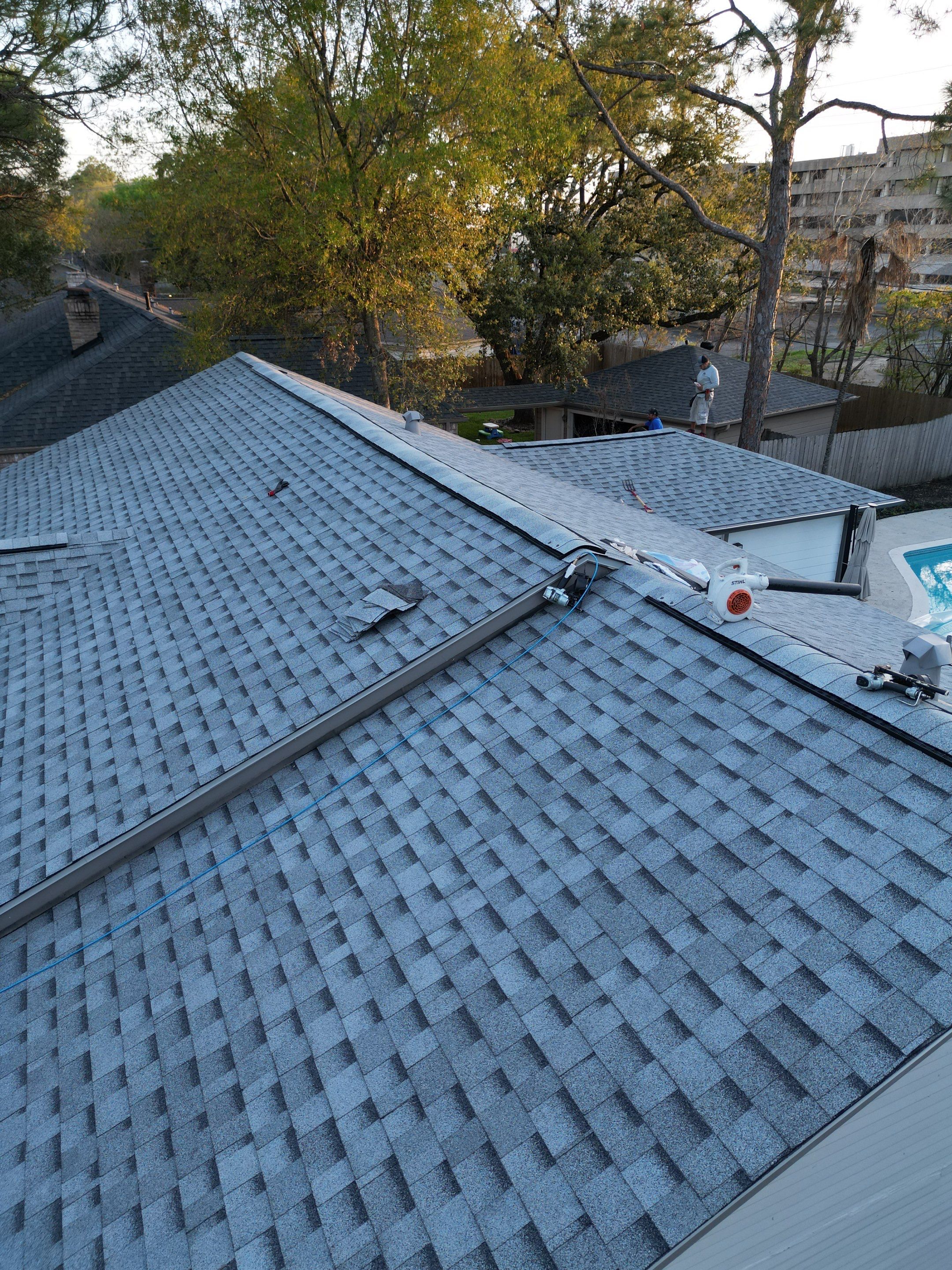 IKO Cambridge Dual Grey by HHH Roofing & Construction