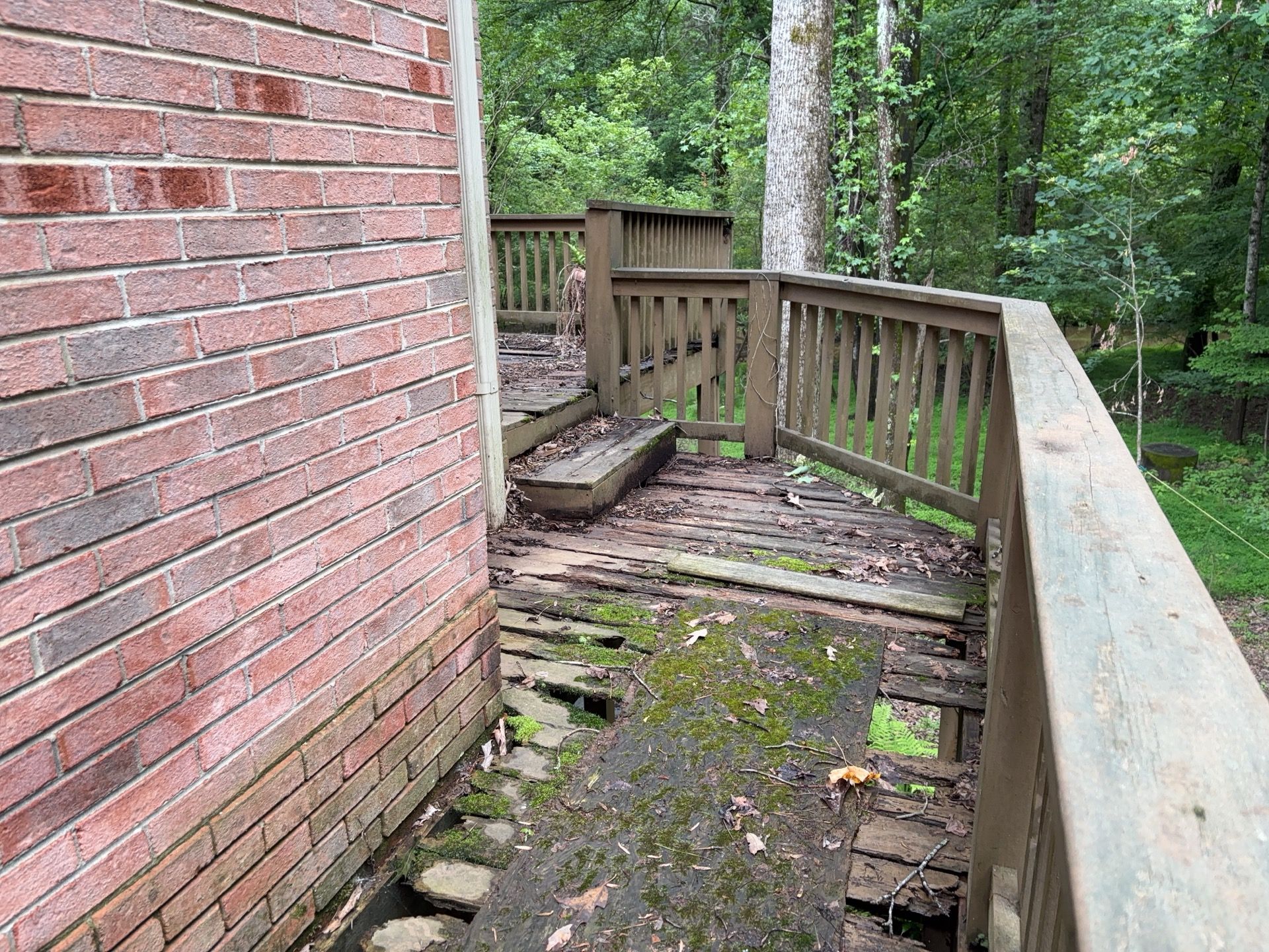 Deck Build using Deckorators Venture Series Decking in Alpharetta, GA by Nelson Exteriors 