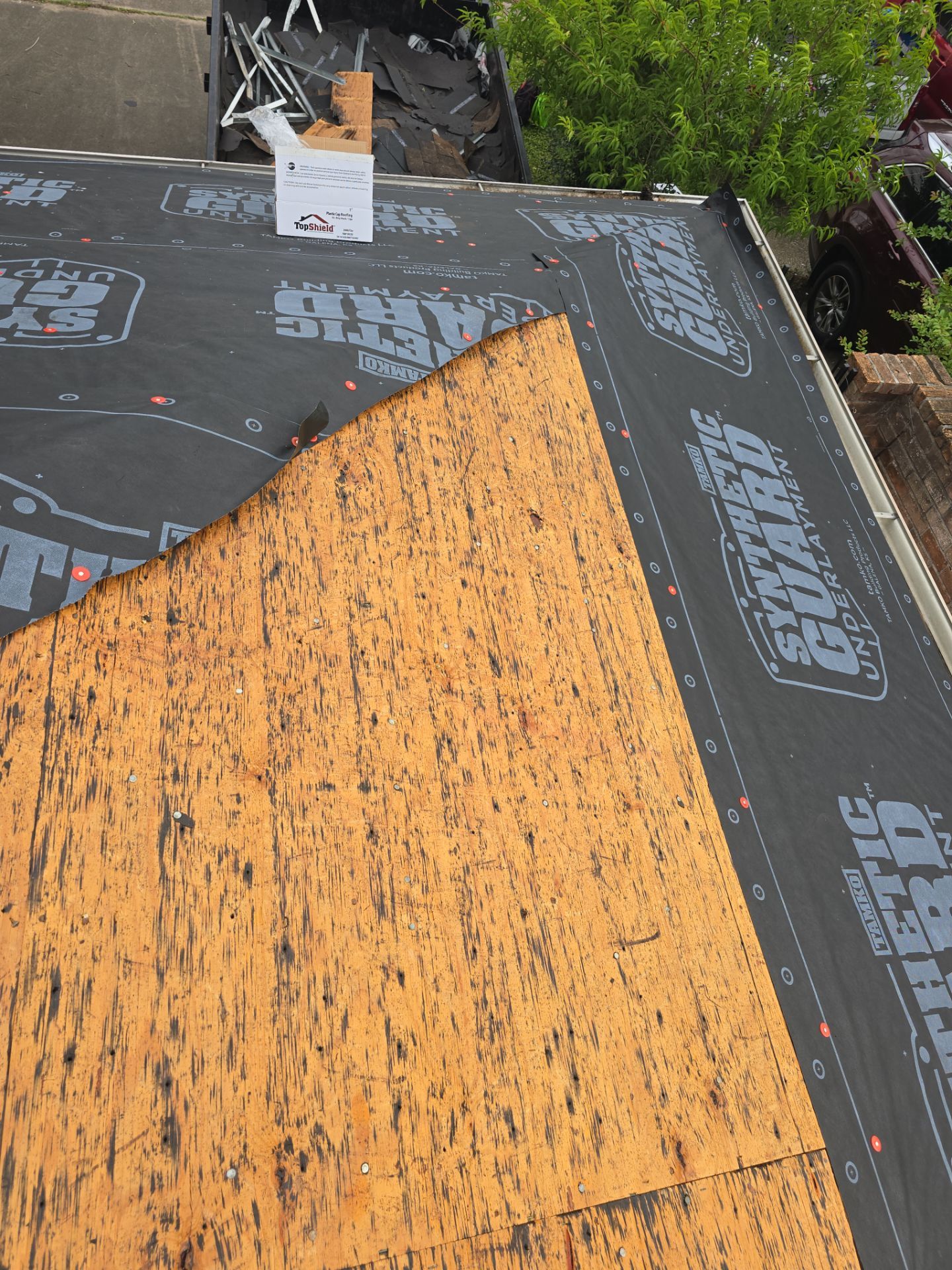 Roof Replacement Houston by Roof Repair Company