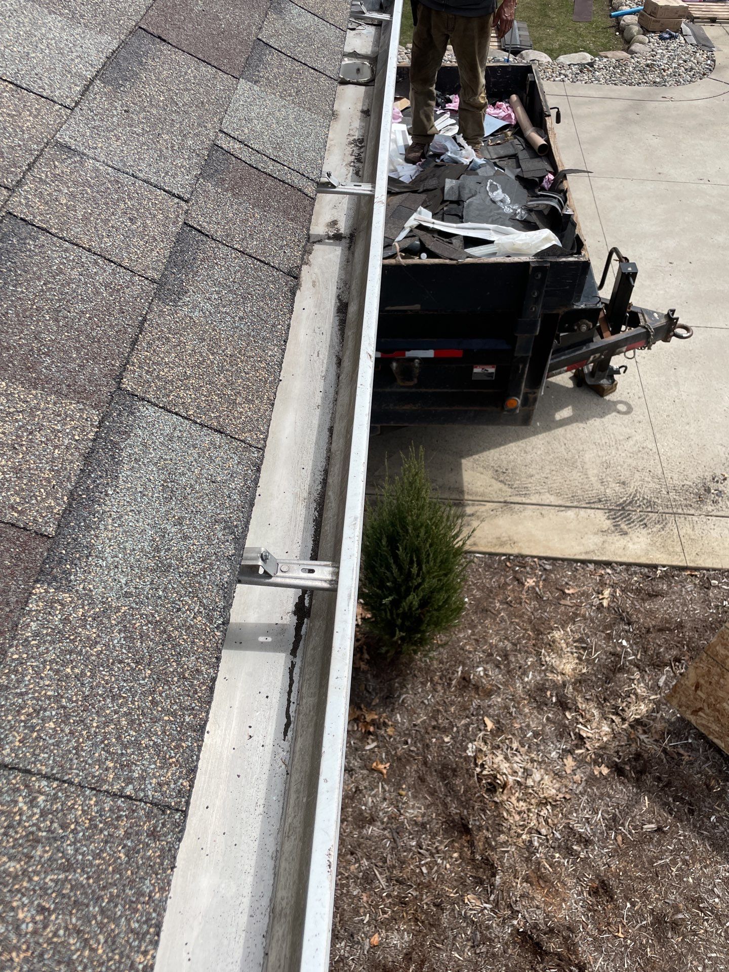 Roof Replacement using Owens Corning by 180 Contractors