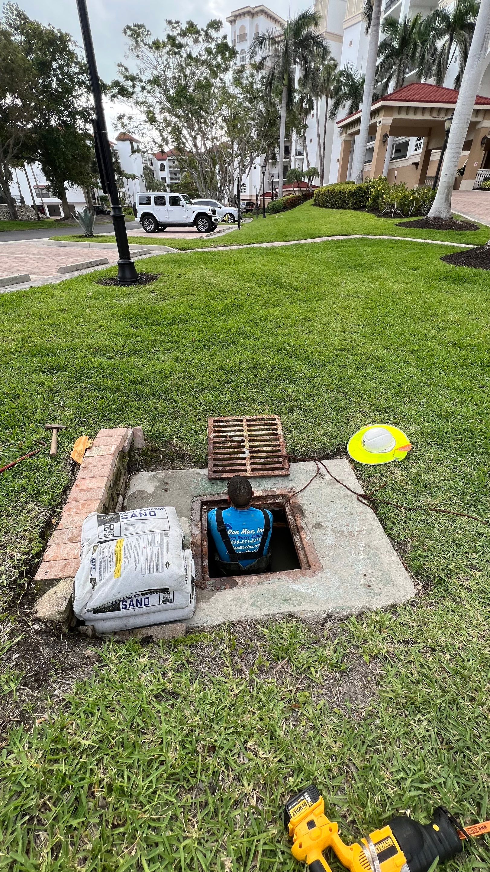 Condo Parking Garage Cleanup and Stormwater System Maintenance by APS Power & Water