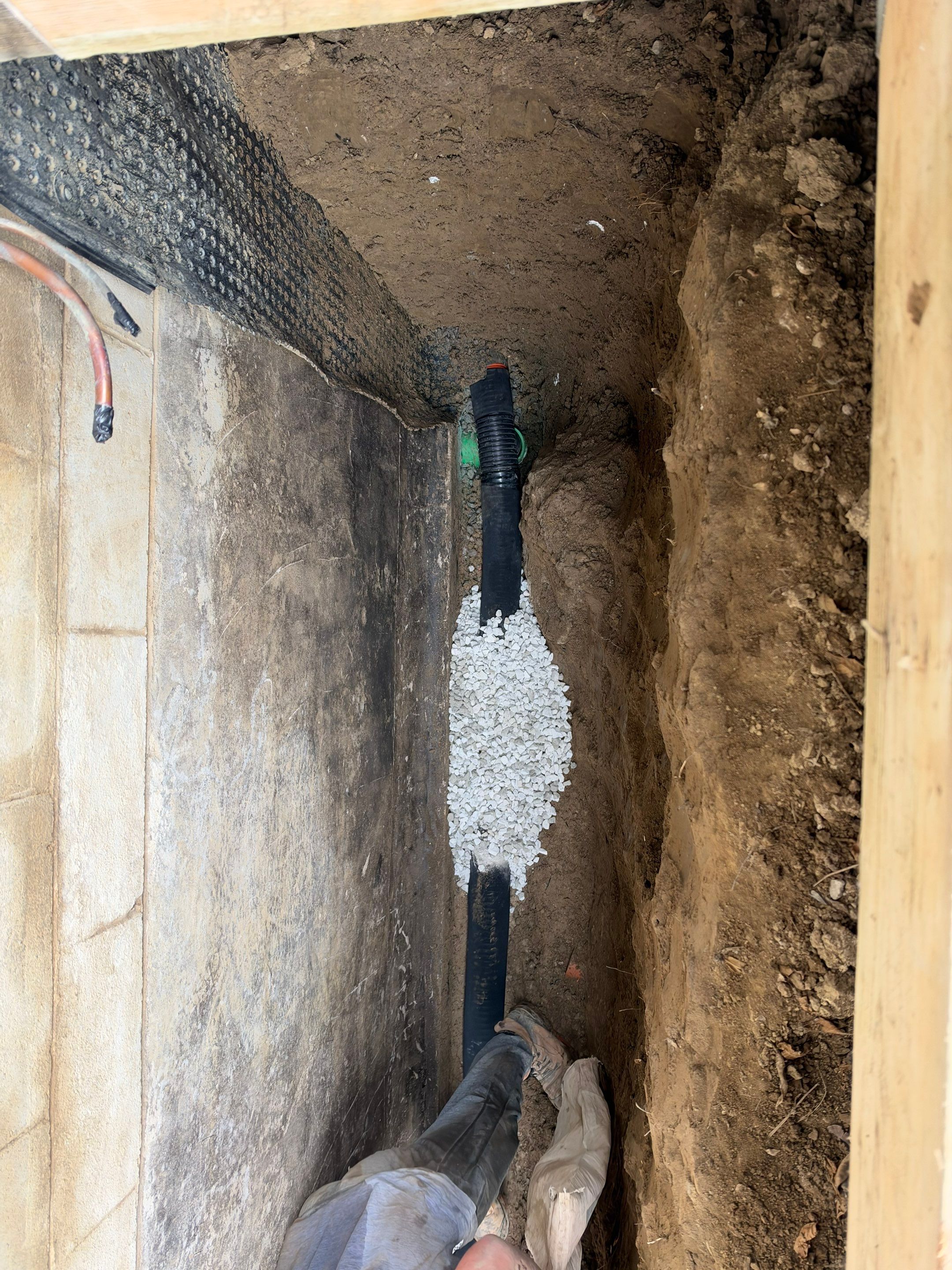 Exterior Foundation Waterproofing and Weeping Tile Installation in Hamilton by Canada Waterproofers Inc