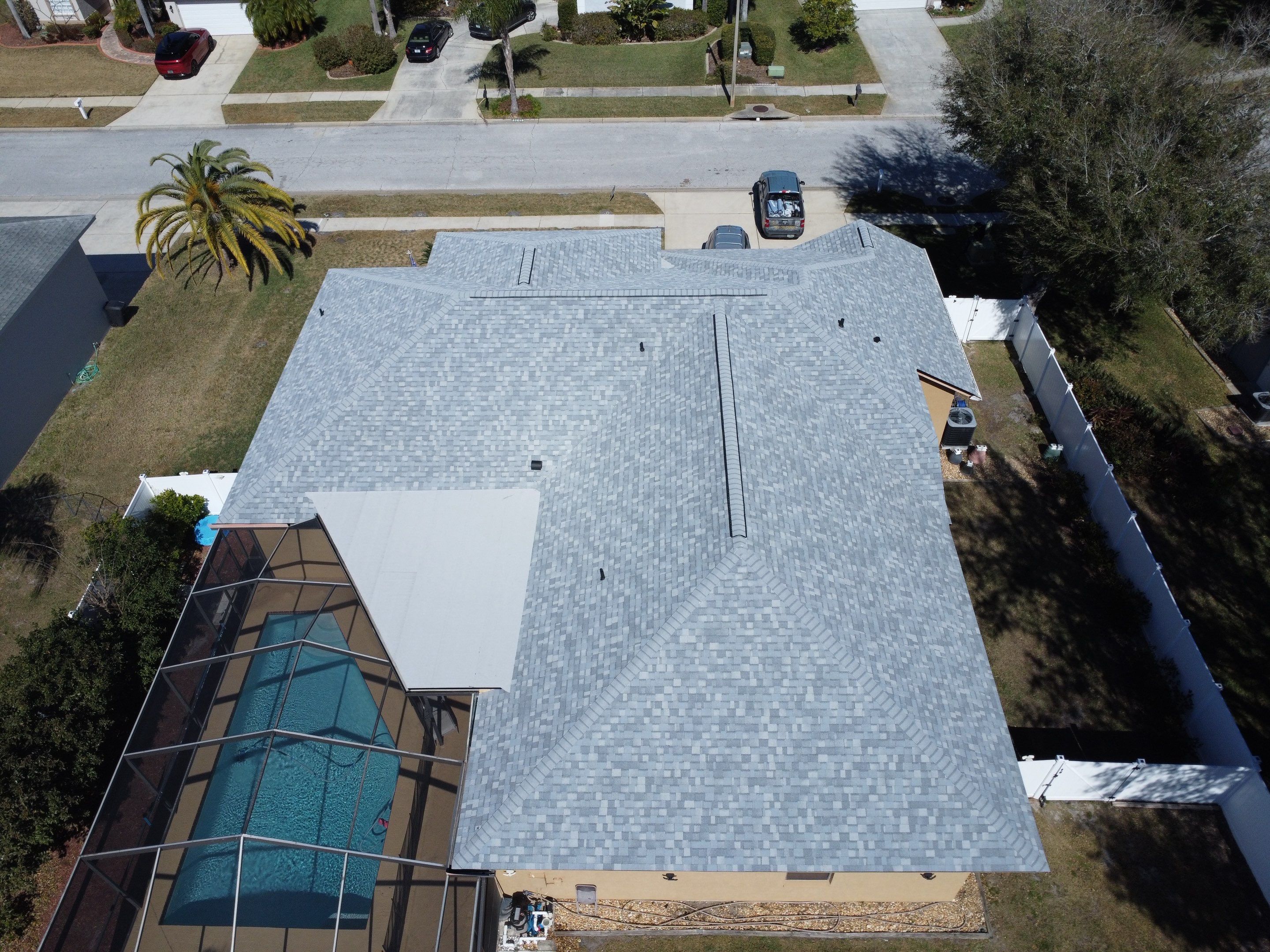 Roof replacement in Lutz, FL by Steadfast Roofing 