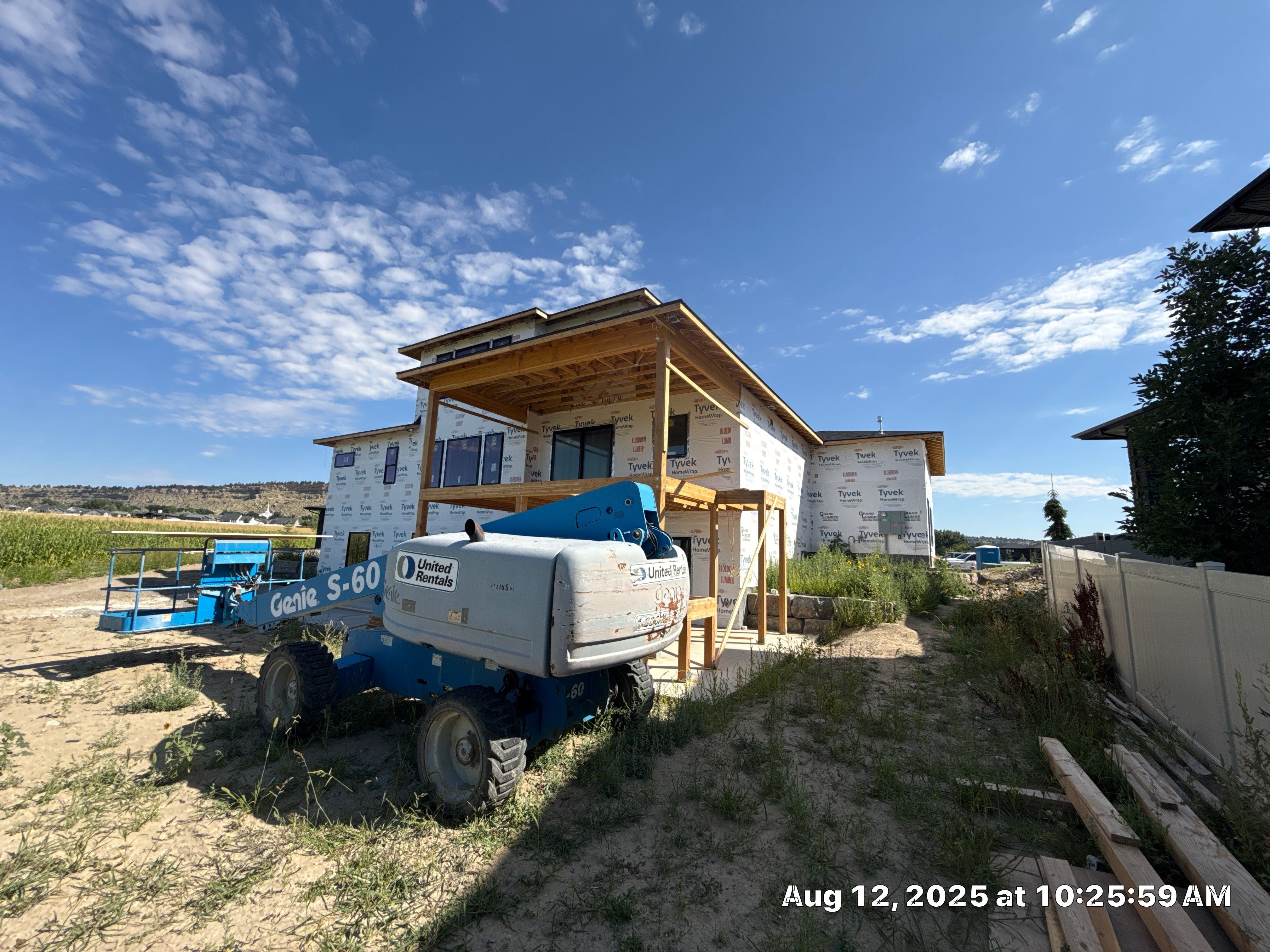 New Construction LP Smartside by Plankwalker Siding & Roofing