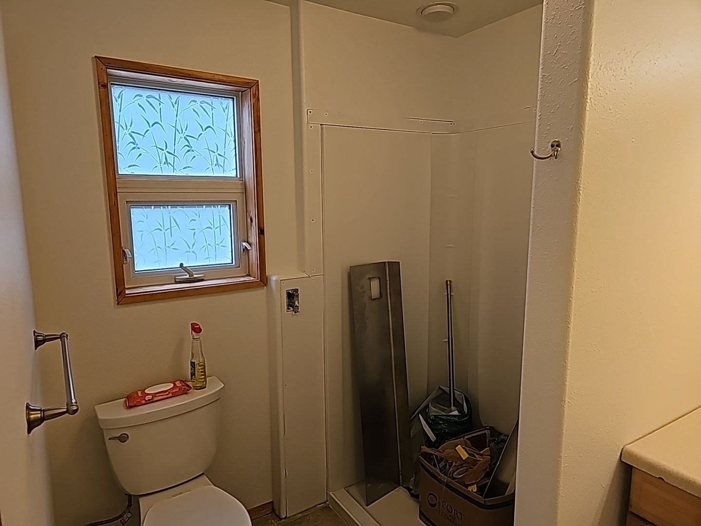 Interior Painting Refresh by Midnight Sun Painting