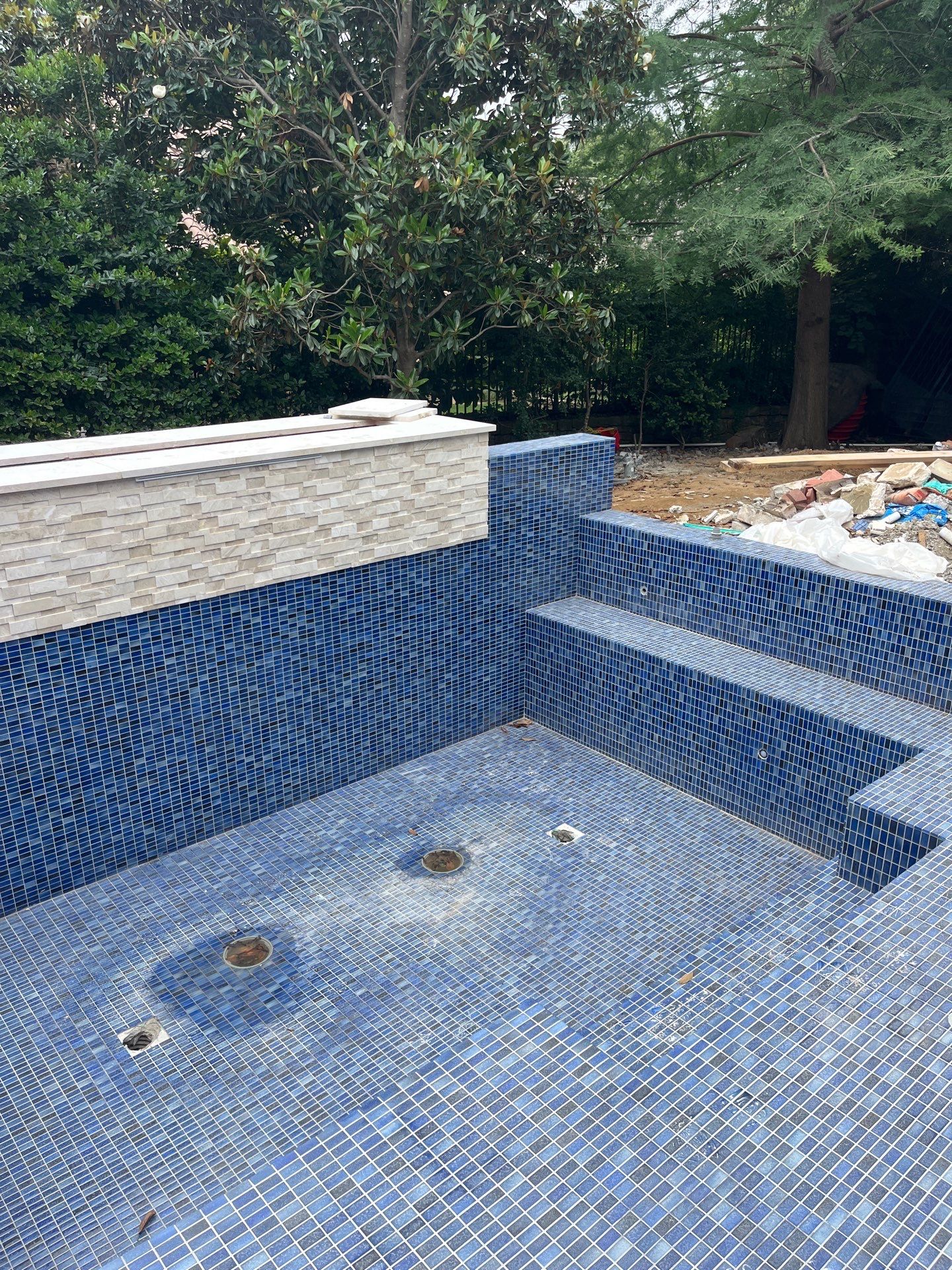 Geometric Pool with Raised Spa and Blue Tile by Pinnacle Pools and Spas - DFW