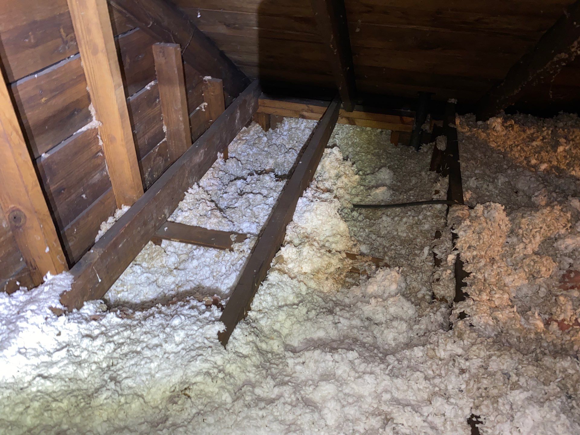 Attic sanitation in Pittsburgh, PA 15228 by Home Environment Solutions
