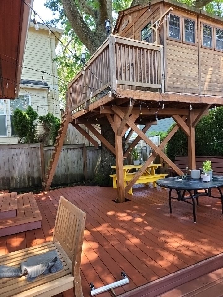 Deck, Patio and Drive Wash using Surface washer by Willamette Outdoor Wash LLC