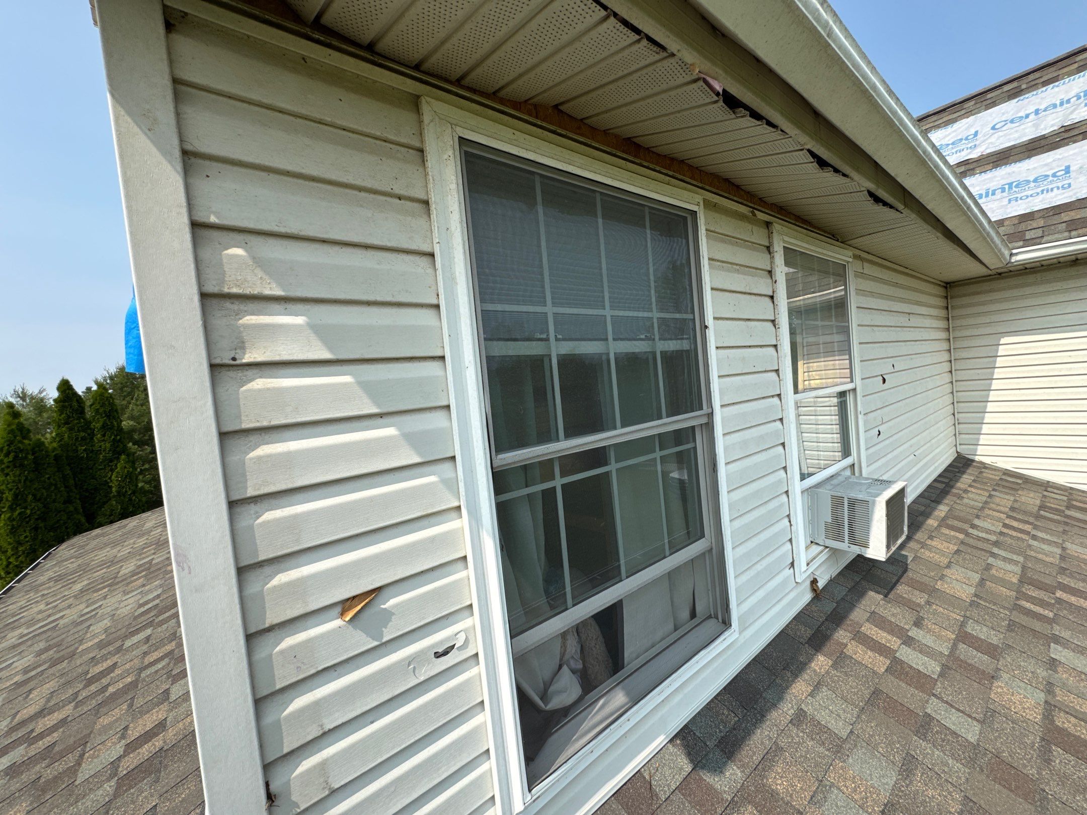 Exterior & Window Installation using CertainTeed Mainstreet & ViWinTech Windows by Koontz Construction