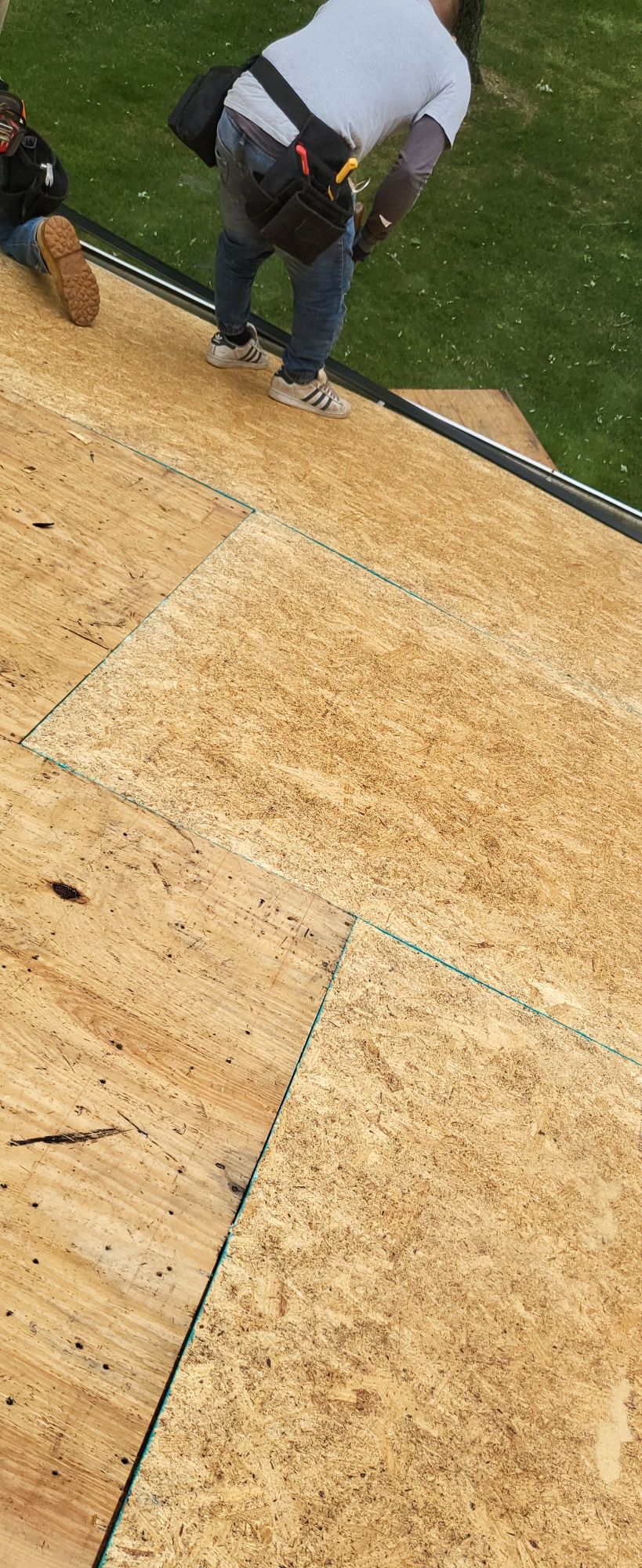 Atlas Pinnacle Pristine Scotchgard: Hearthstone Drip Edge: Black by Eagle Eye Roofing