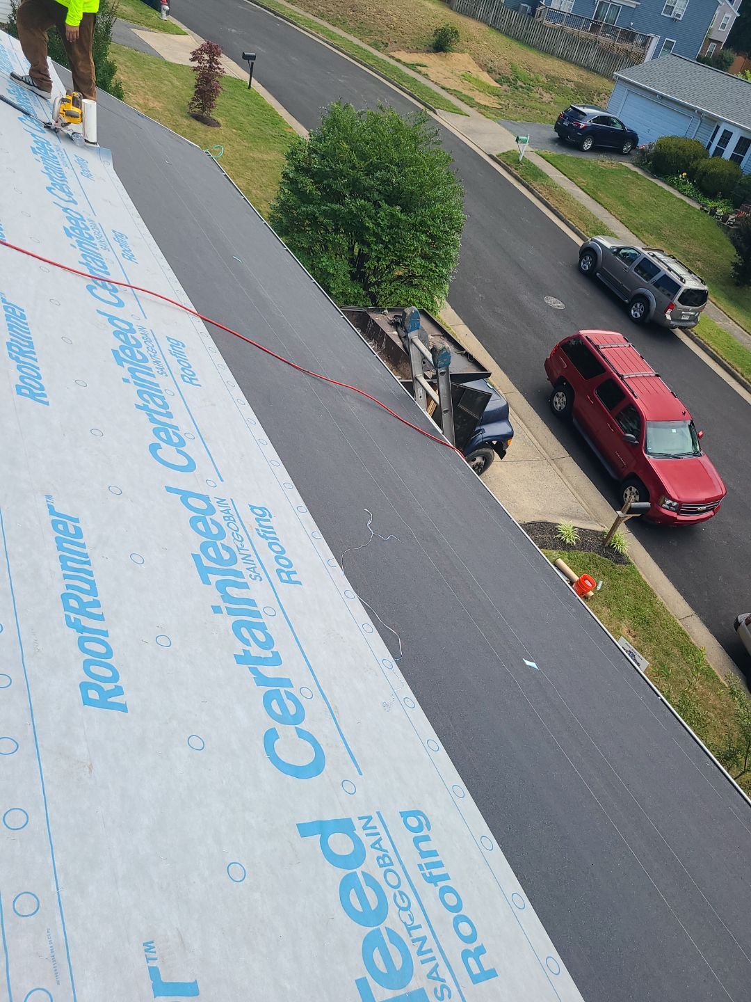 Falls Church: CertainTeed Landmark Pro Designer Shingles in Max Def Pewterwood by RM Banning, Inc.