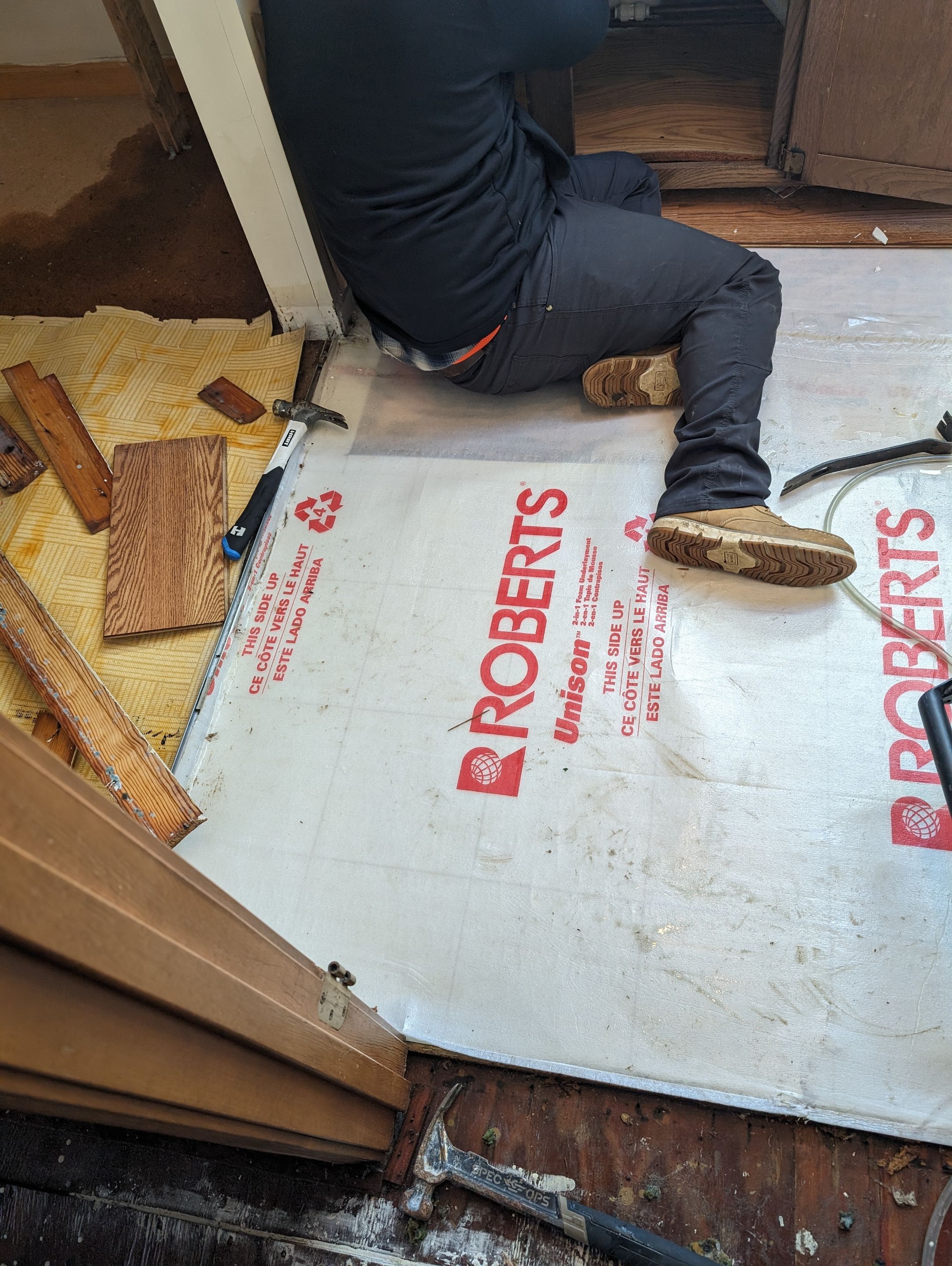 Emergency Service Water Mitigation in Louisville, KY by ANR Restoration