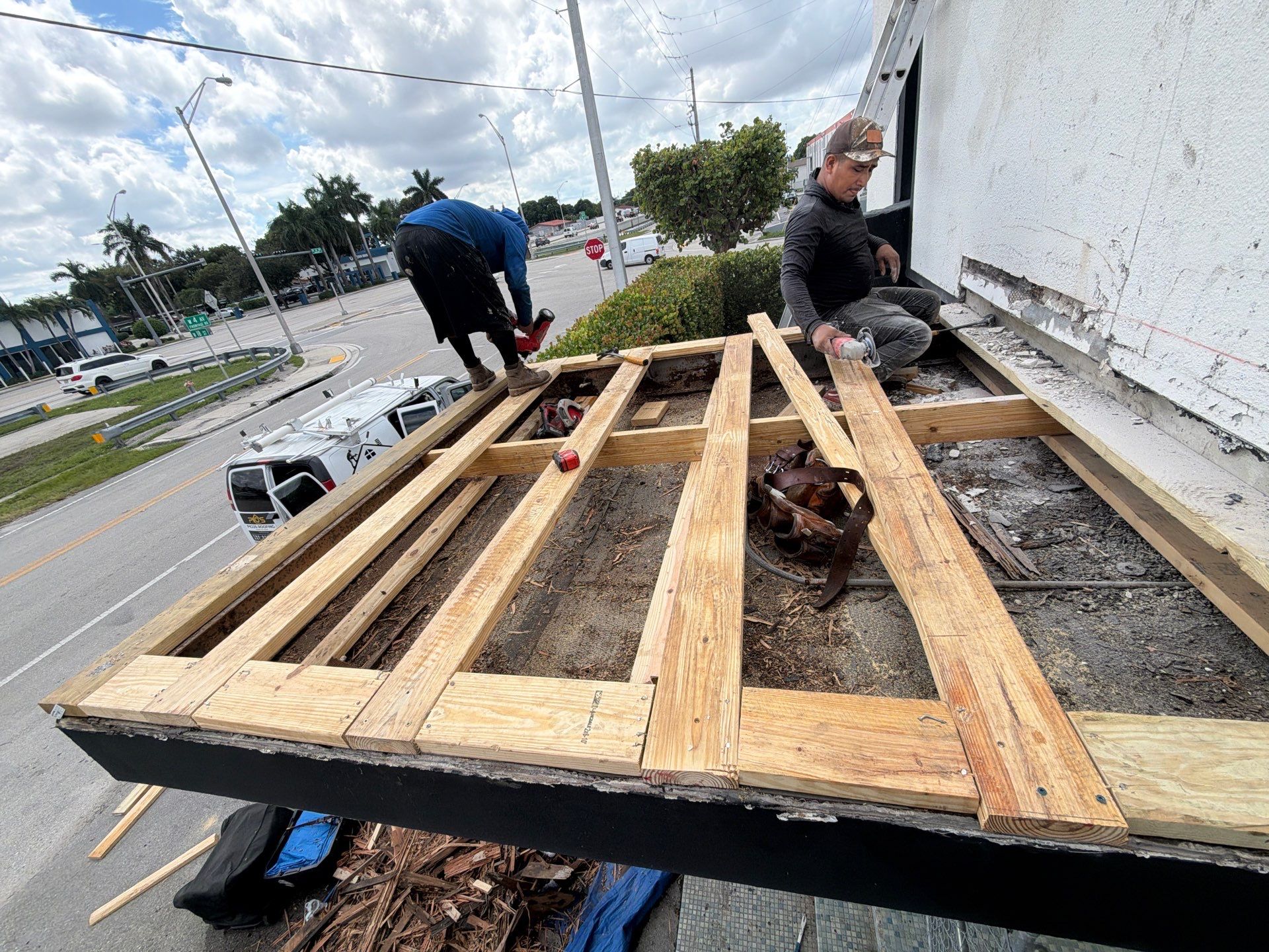 Commercial Flat Roof Reconstruction and Canopy Repair in Hialeah by Picos Construction Engineering