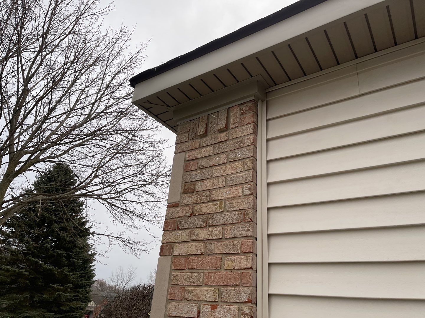 Siding Replacement using CertainTeed Restoration Classic D5 by 180 Contractors