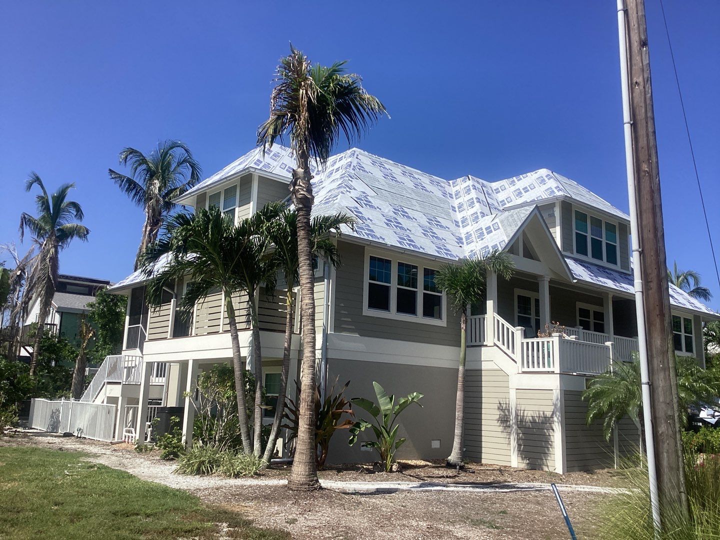 Half-Round Aluminum Gutters in Captiva FL by Gutter Professors