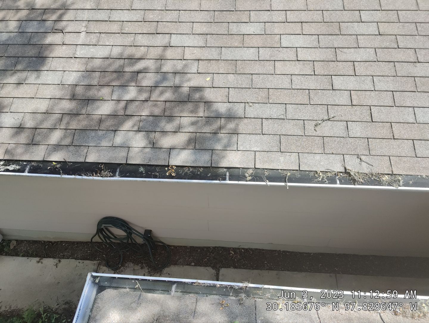 Residential Roofing Installation using Owens Corning Oakridge Estate Grey by DeZign Roofing & Exteriors