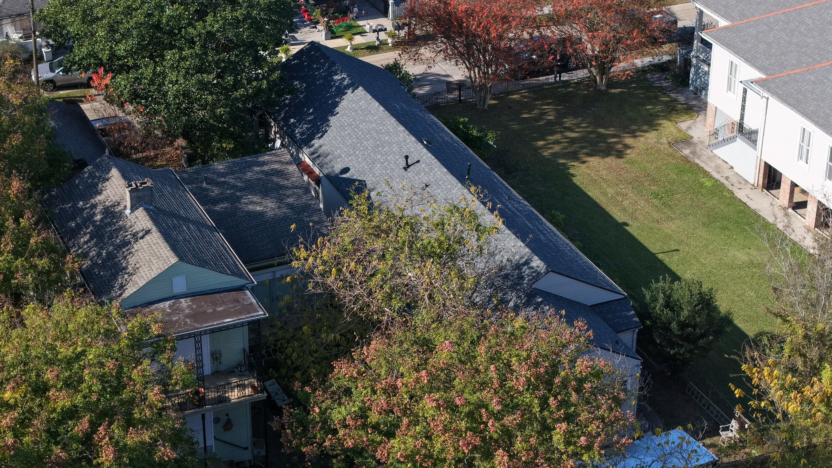 Roof Replacement in Arabi by HDS Contractors